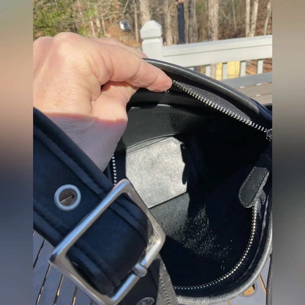 Vintage Coach Legacy Black Leather Shoulder Bag - Picture 13 of 13